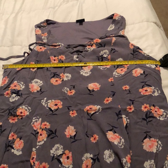 Torrid gray floral dress. - Picture 8 of 8